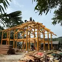 Thi công lịa vách gỗ nhà sàn