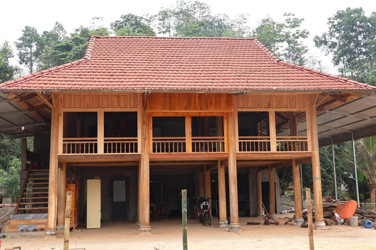 Thi Công Nhà Sàn Gỗ Tự Nhiên Trọn Gói